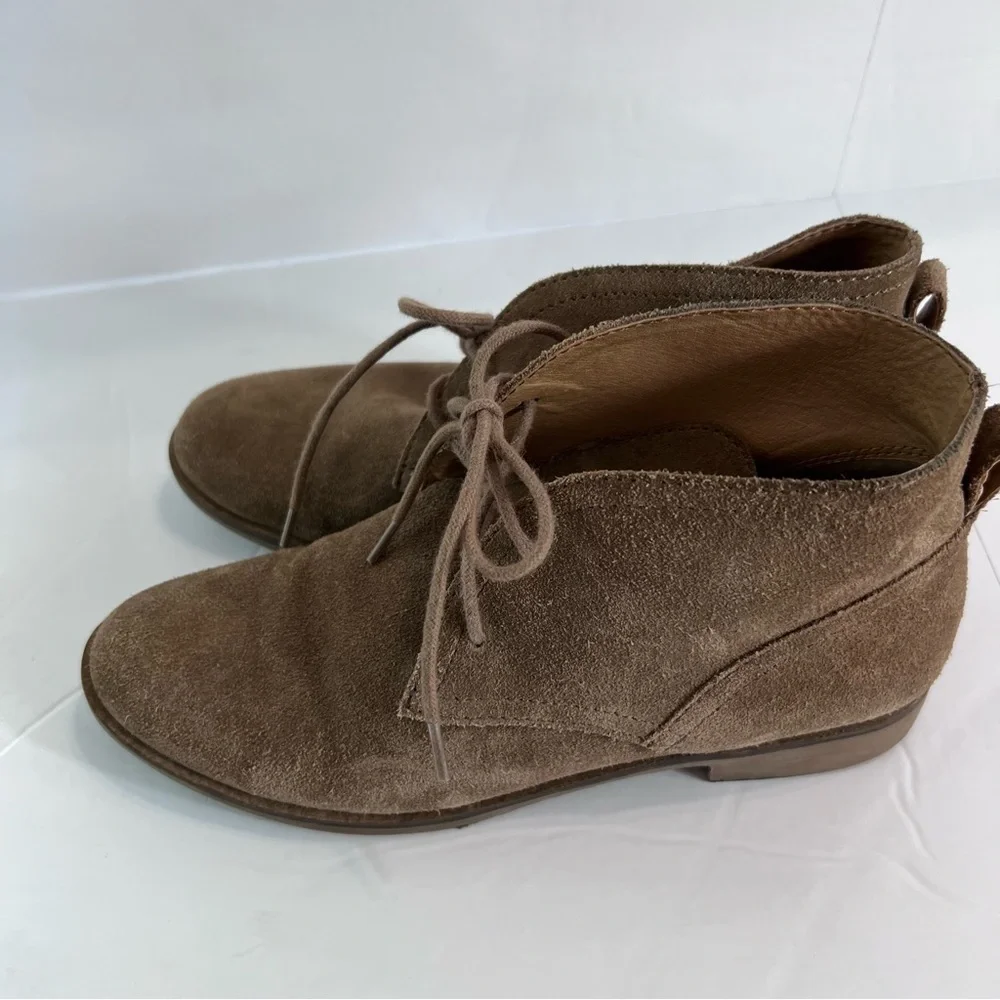 LUCKY Brand Garboh Tan Fall Desert Suede Leather Lace Up Chukka Ankle Bootie 8.5